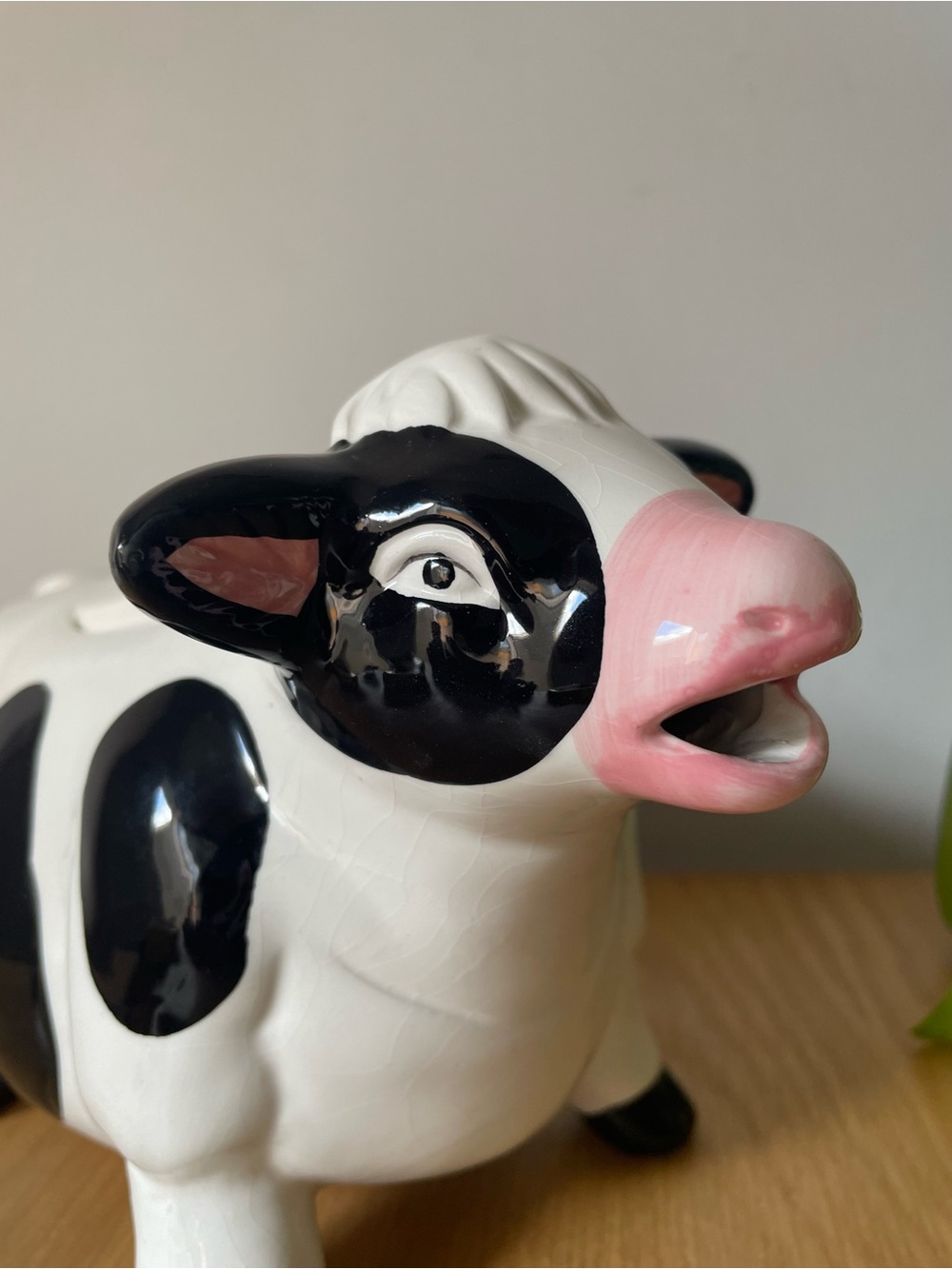 Vintage Ceramic Cow Teapot Farmhouse Country Kitchen Decor ๐ฎ - Picture 4 of 12